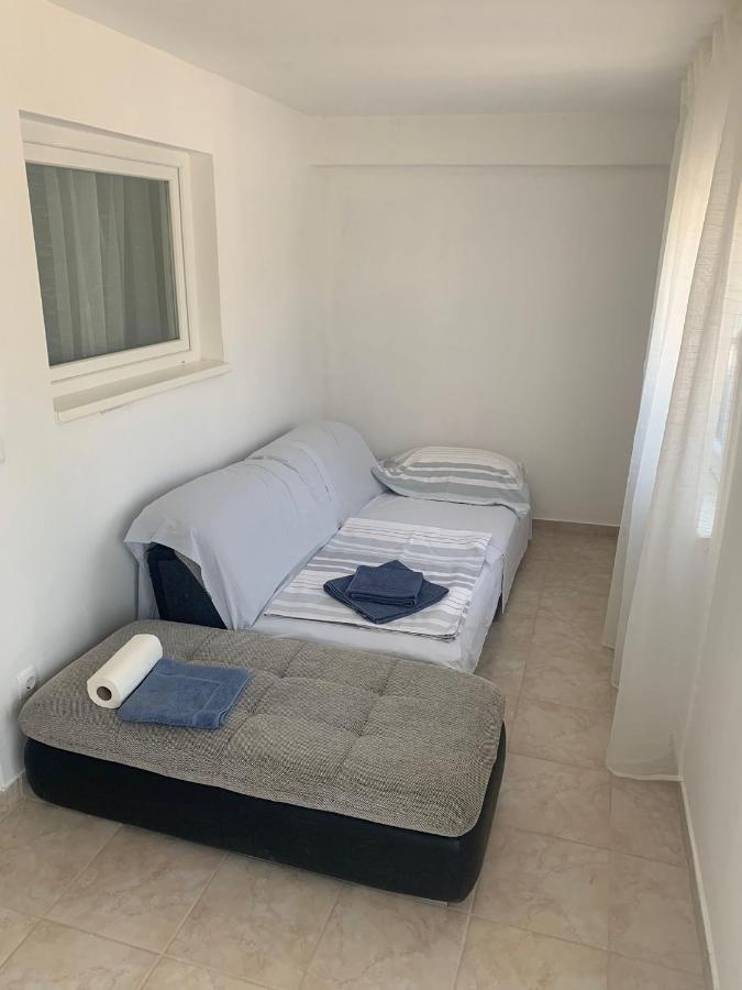Ferienwohnung Beauty Living Jasmina Punat Exterior foto